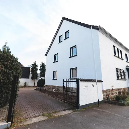 Fuer 4 In Ahrweiler Wifi Parken Appartement